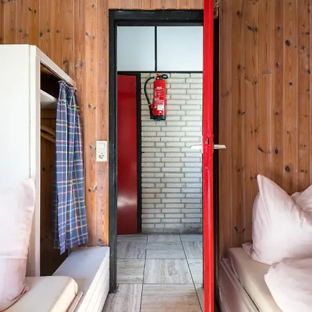 Haus 42 By Interhome * גרולסטיין
